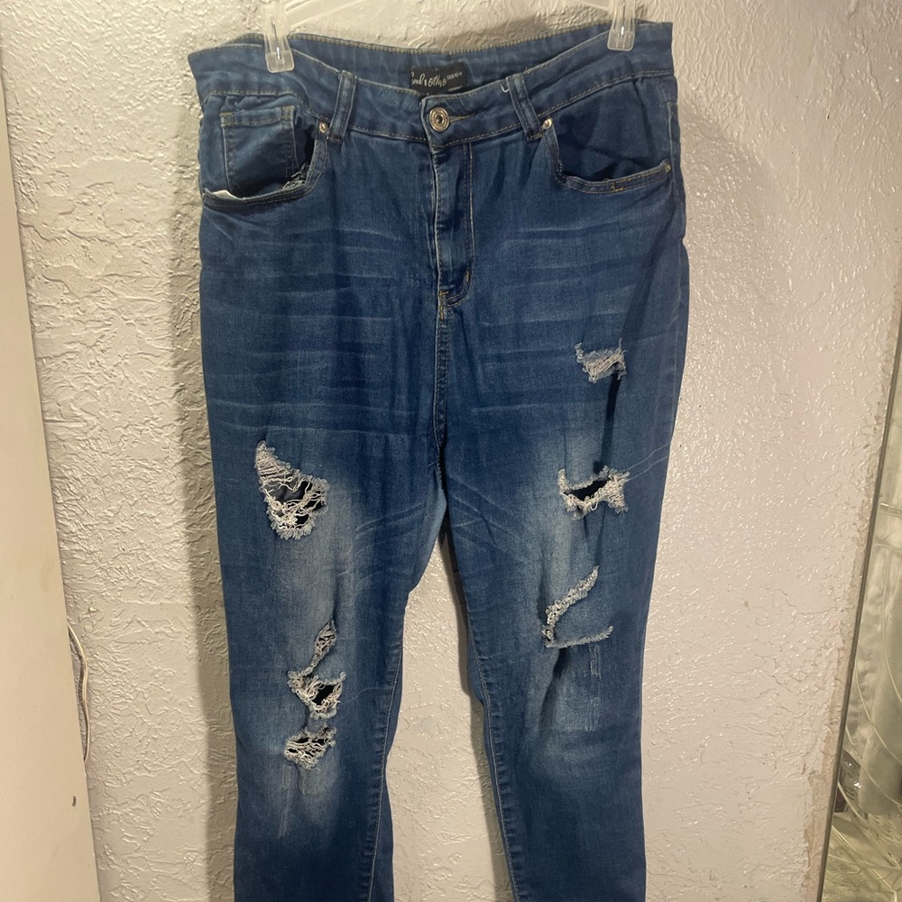 Distressed Skinny Jeans in Deep Blue